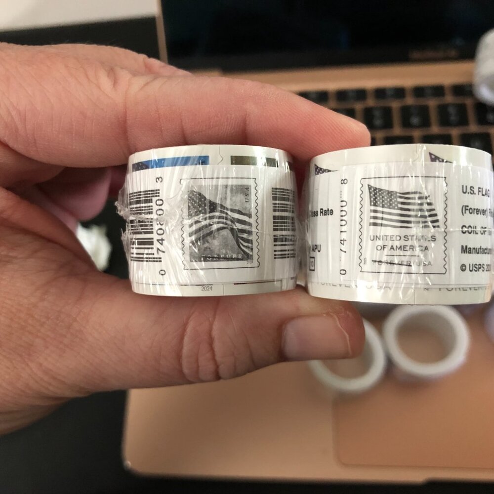 2 Rolls of Genuine USPS Forever Stamps (200 Stamps) Free Shipping - Picture 8 of 13